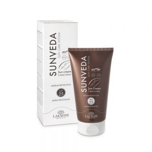 894-Zonnencreme SPF 25- 300x300 lakshmi sunveda medium bescherming factoer spf 25